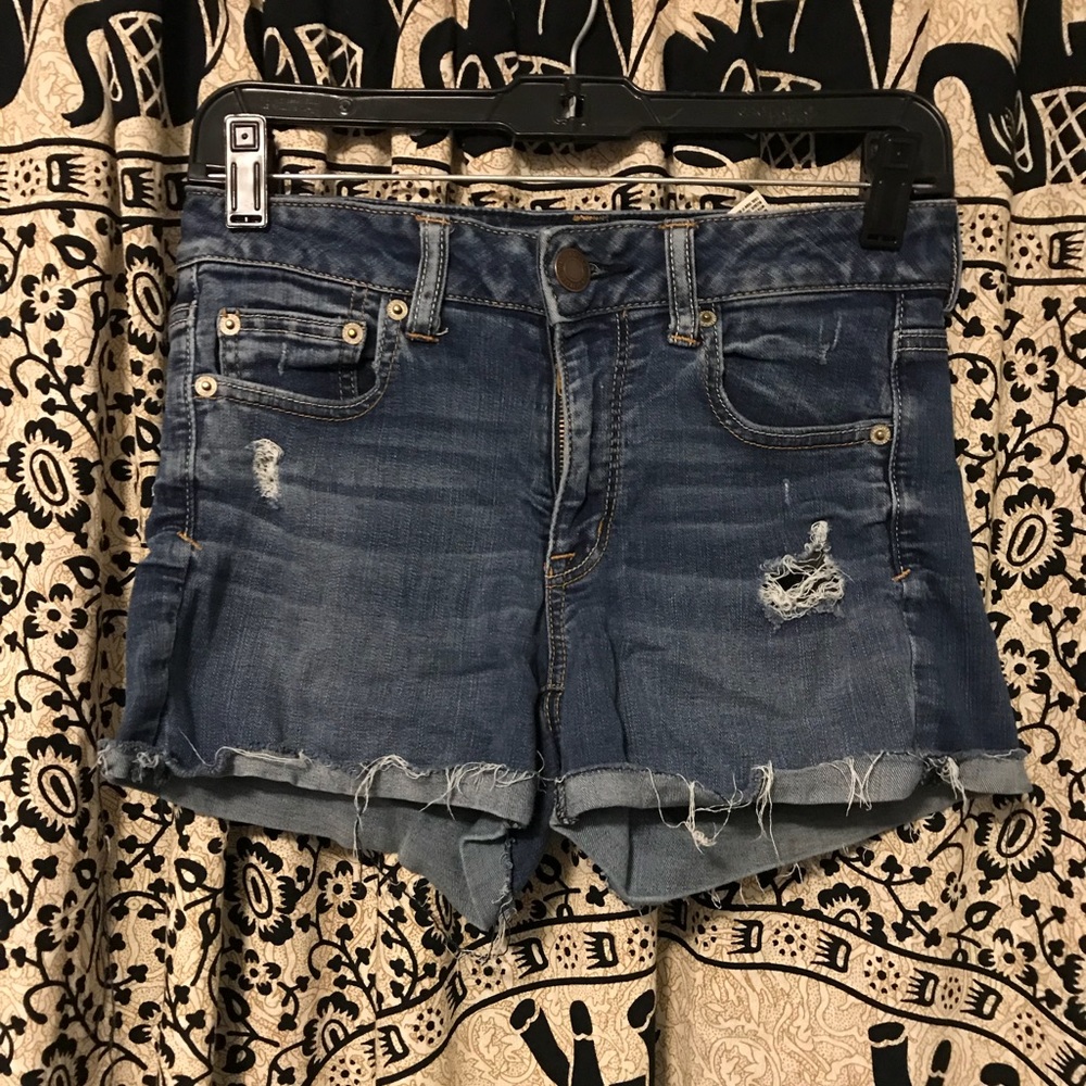 American eagle shorts.